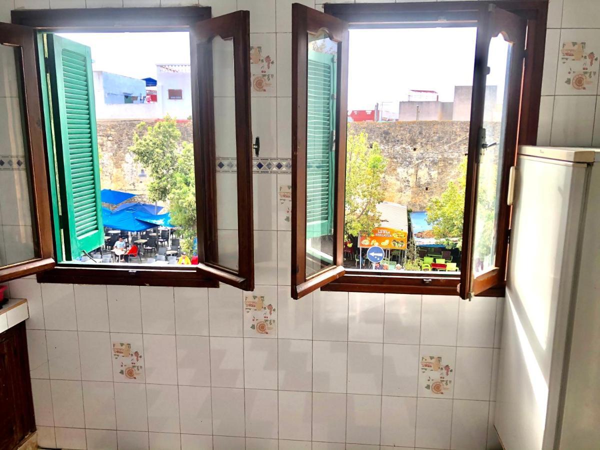 Soleado Apartamento Al Lado De La Preciosa Medina , A 3 Minutos De La Playa Andando I Asilah Esterno foto