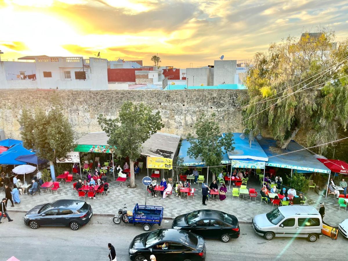 Soleado Apartamento Al Lado De La Preciosa Medina , A 3 Minutos De La Playa Andando I Asilah Esterno foto