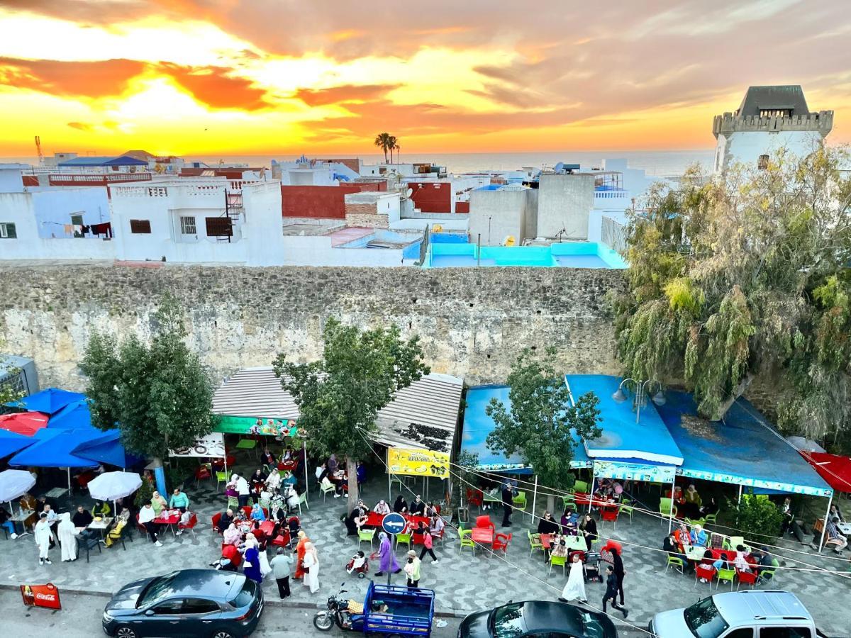 Soleado Apartamento Al Lado De La Preciosa Medina , A 3 Minutos De La Playa Andando I Asilah Esterno foto