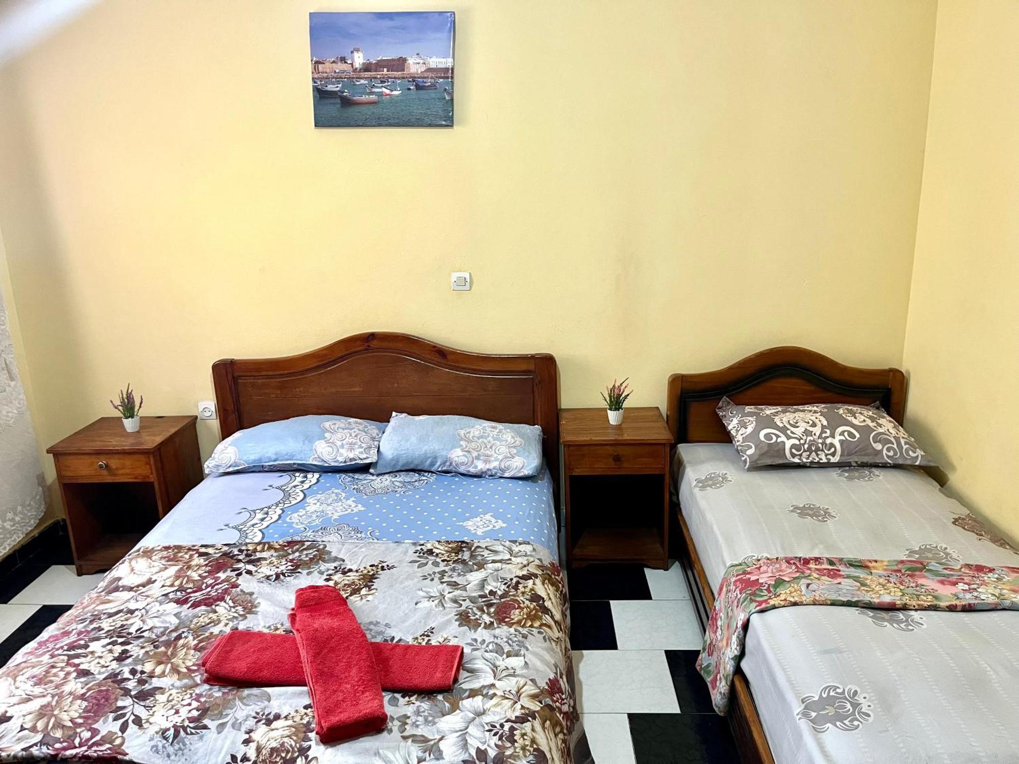 Soleado Apartamento Al Lado De La Preciosa Medina , A 3 Minutos De La Playa Andando I Asilah Esterno foto